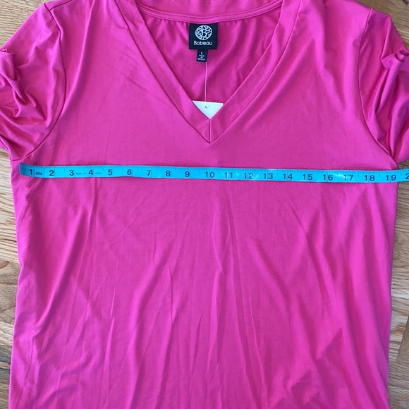 NWT  Bobeau V-Neck Butter Top in Fuchsia - Picture 11 of 11